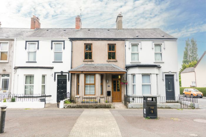 110 Lough Road, Lurgan, BT66 6JJ