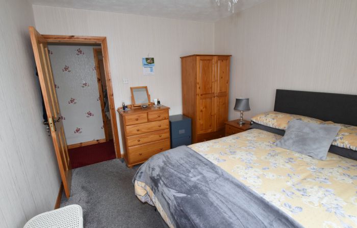 1 Ashcroft Close