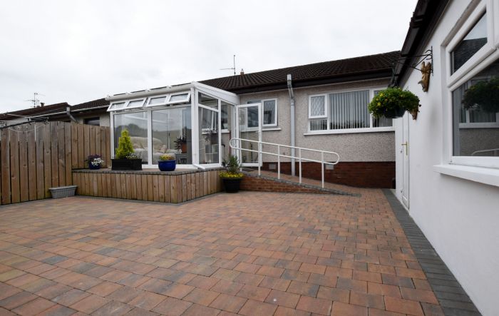 1 Ashcroft Close