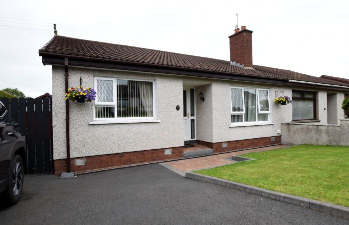 1 Ashcroft Close