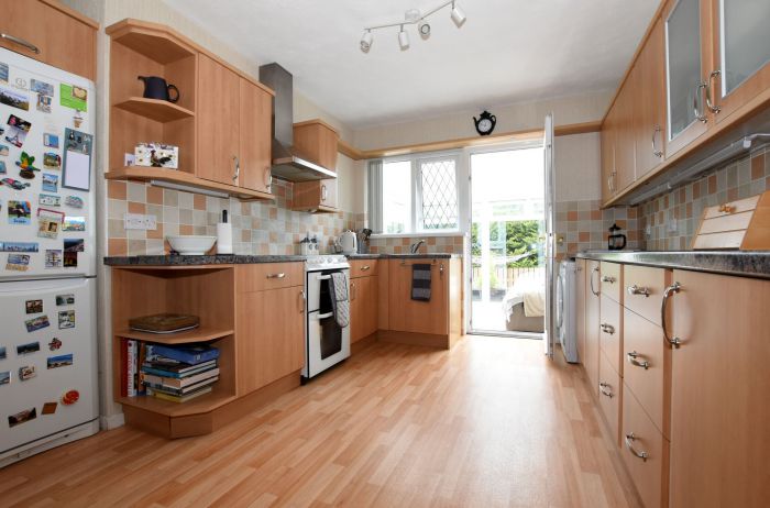 1 Ashcroft Close