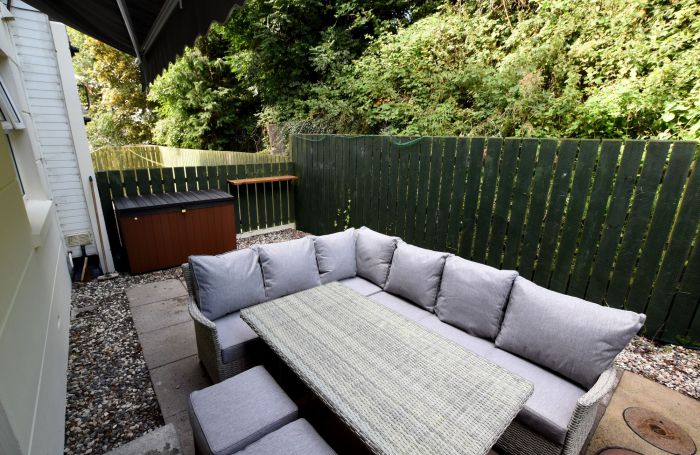 3 Rockfield Court