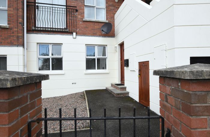 3 Rockfield Court