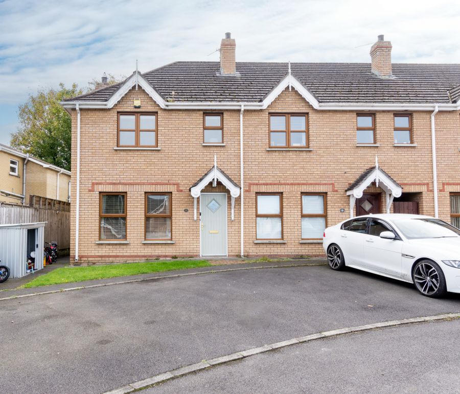 20 Laurelwood, Ballinderry Lower, Lower Ballinderry Lisburn, BT28 2GQ