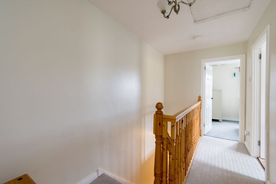 20 Laurelwood