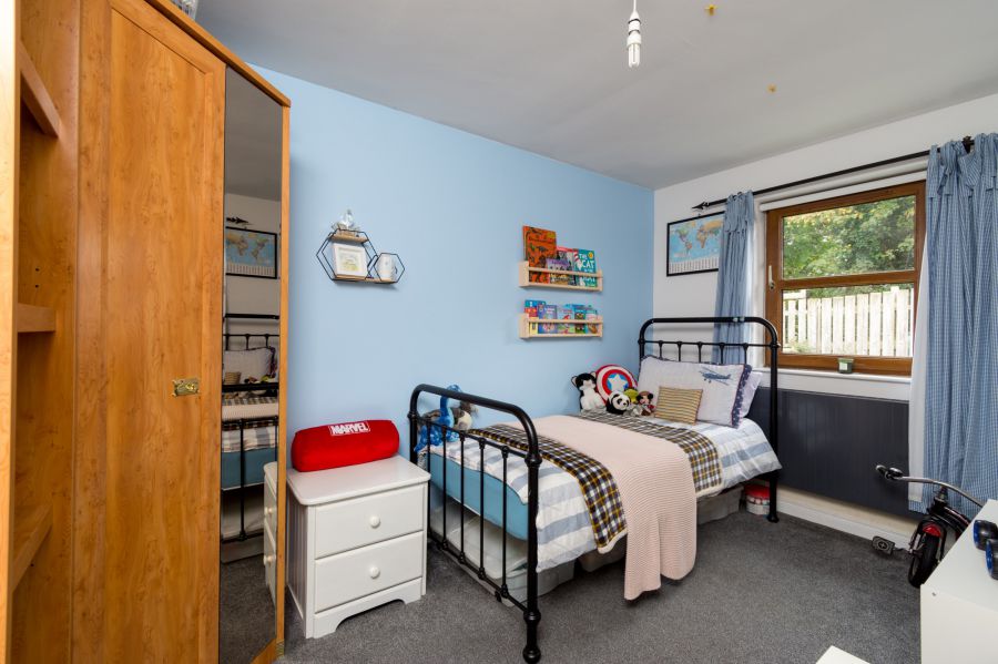 20 Laurelwood