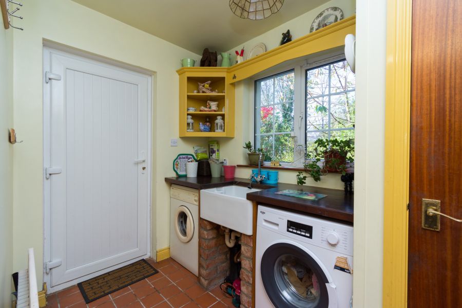 April Cottage 161 Moira Road