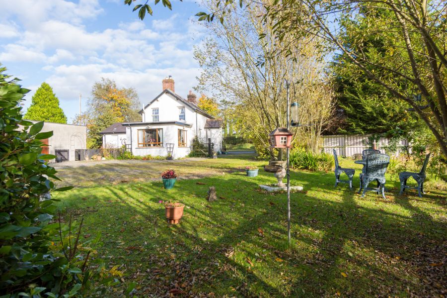 April Cottage 161 Moira Road