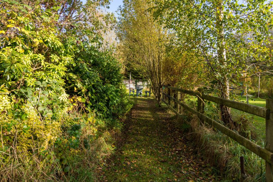 April Cottage 161 Moira Road