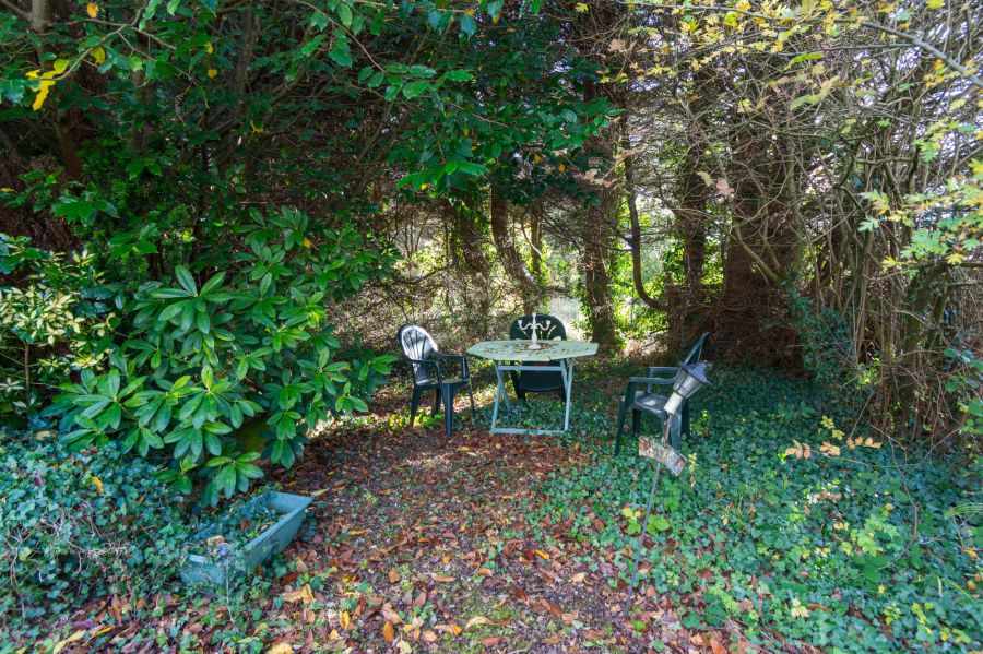 April Cottage 161 Moira Road