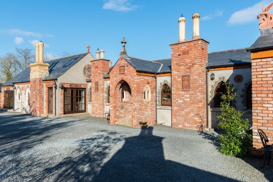 27 Cluntagh Road