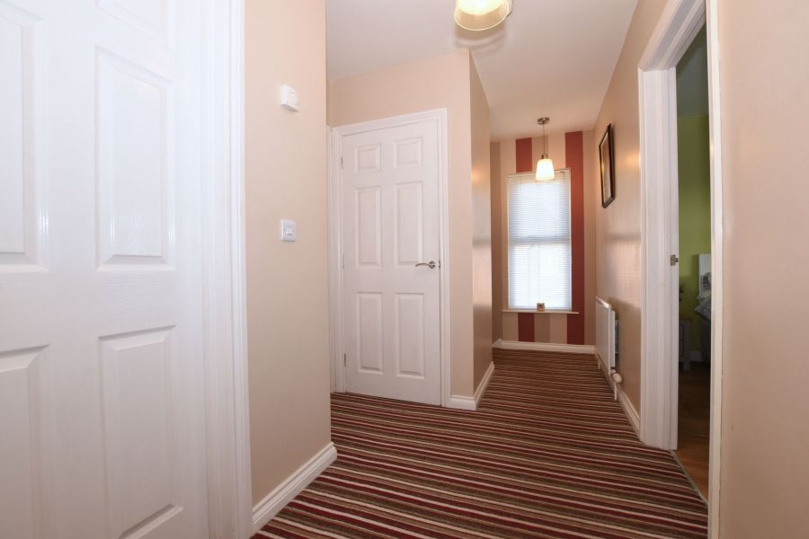 1 Wellington Park Way