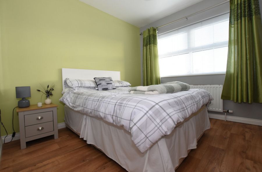 1 Wellington Park Way