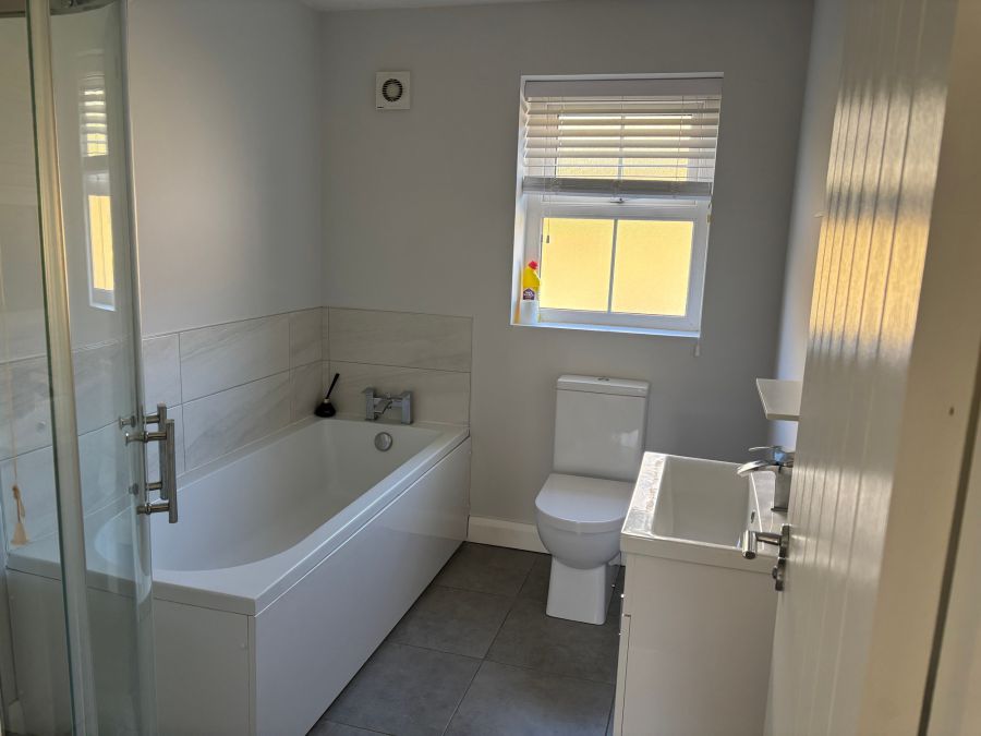 27 Limestone Meadow Crescent