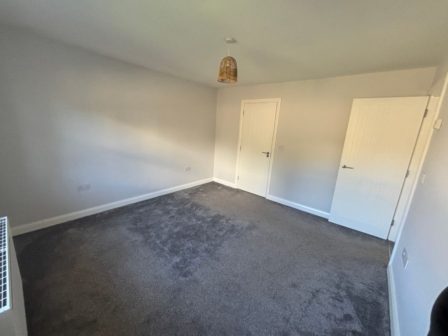 27 Limestone Meadow Crescent