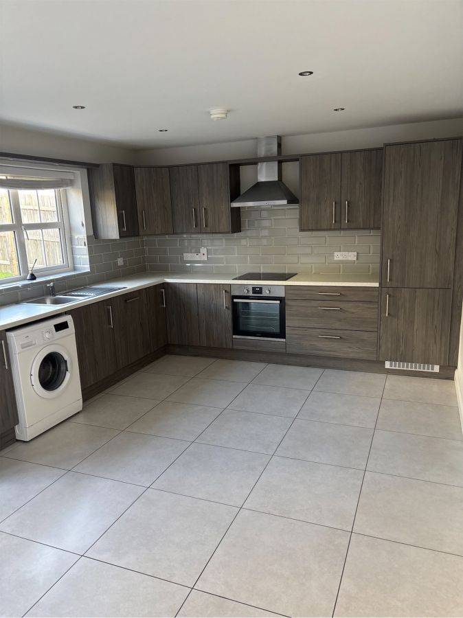 27 Limestone Meadow Crescent