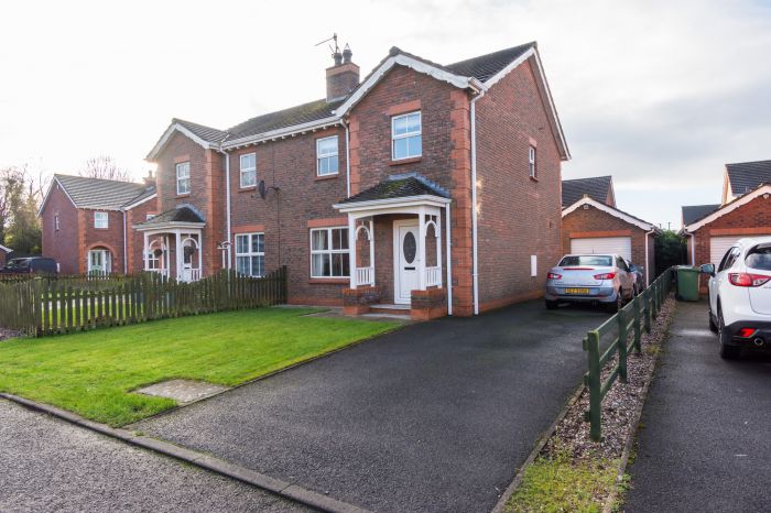 29 Lockvale Manor, aghalee, BT67 0LU