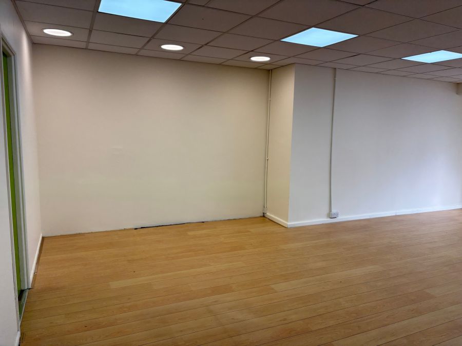 Retail Unit, 191 Kingsway