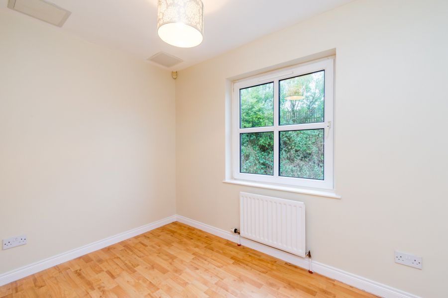 5 Rockfield Court