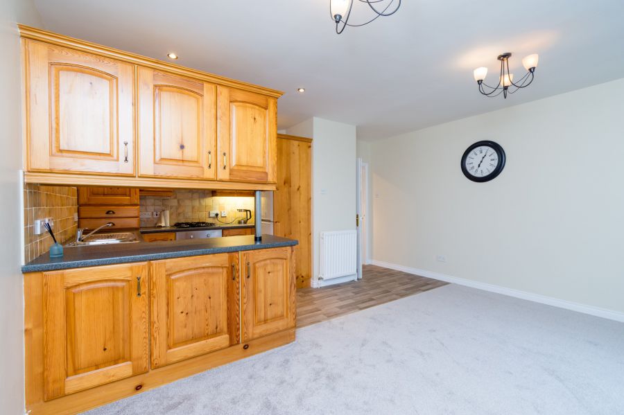 5 Rockfield Court