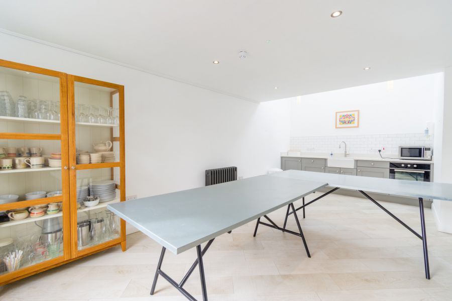 Fabulous Modern Retail Unit, 92a Main Street
