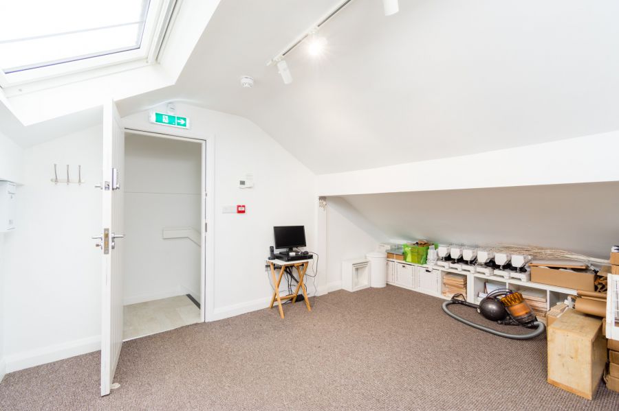 Fabulous Modern Retail Unit, 92a Main Street