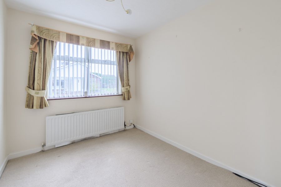 14 Beechwood Park