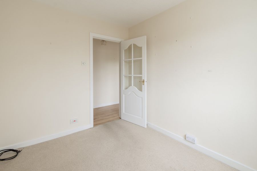 14 Beechwood Park