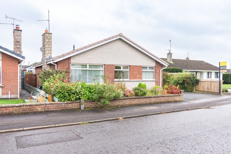 14 Beechwood Park