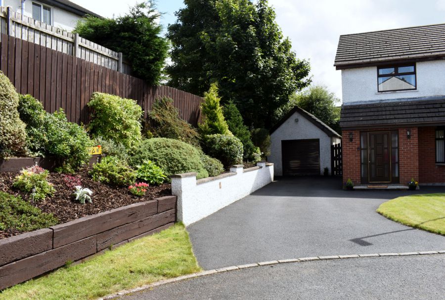 16 Ashvale Heights