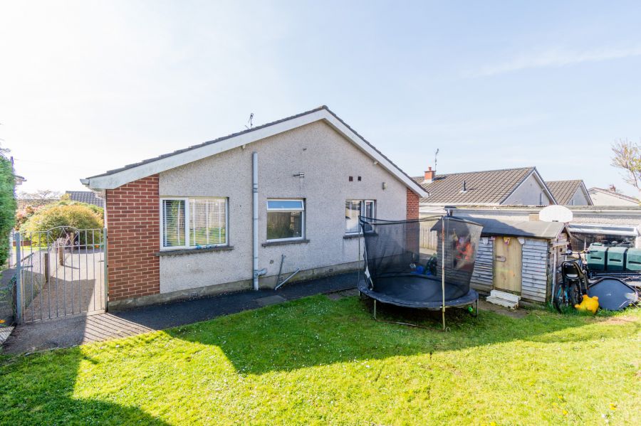 5 Adlon Crescent