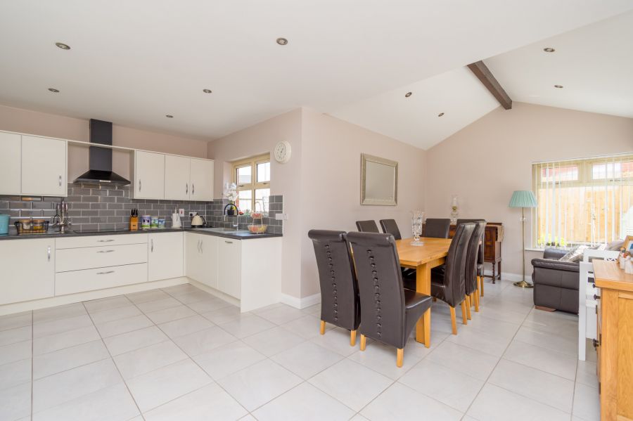 78a Monree Hill