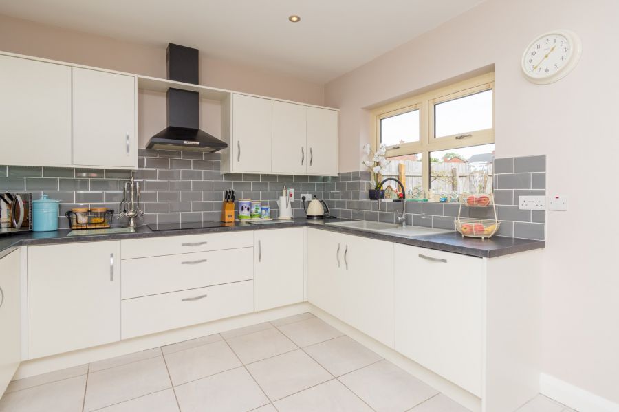 78a Monree Hill