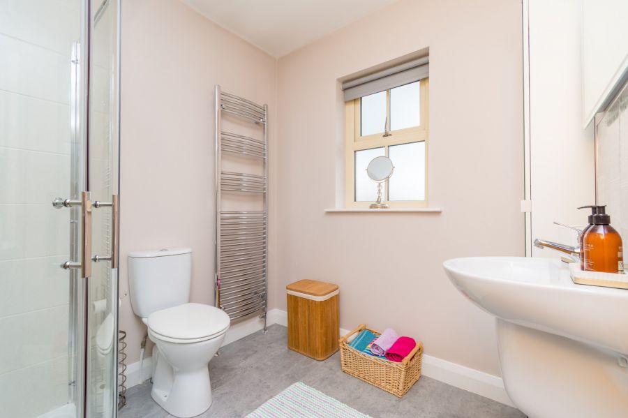 78a Monree Hill