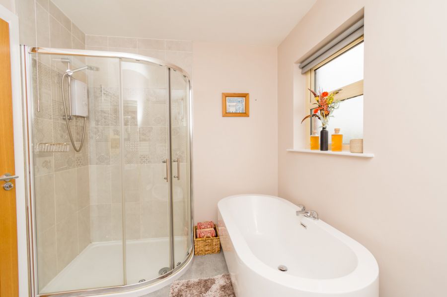 78a Monree Hill