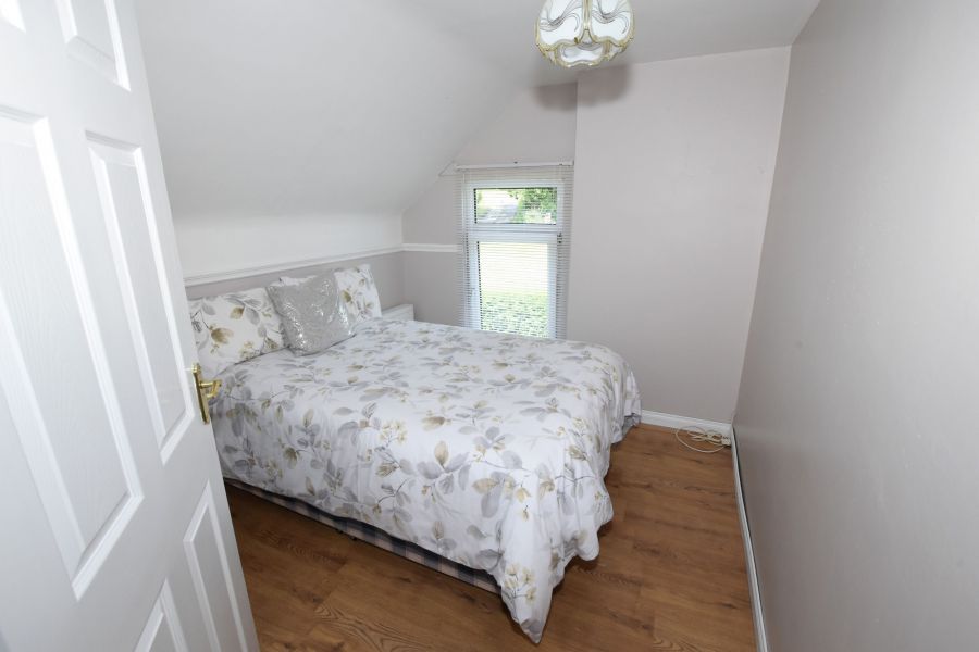 Country Cottage with total grounds extending to approximately 1.6 acres, 1 Lime Kiln Road