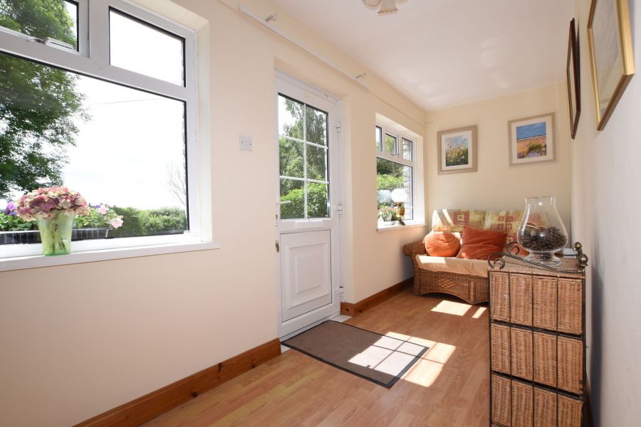 Country Cottage with total grounds extending to approximately 1.6 acres, 1 Lime Kiln Road