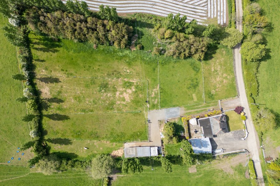 A Country Cottage with Paddock, Stables and Garage, 3 Hillsborough Road