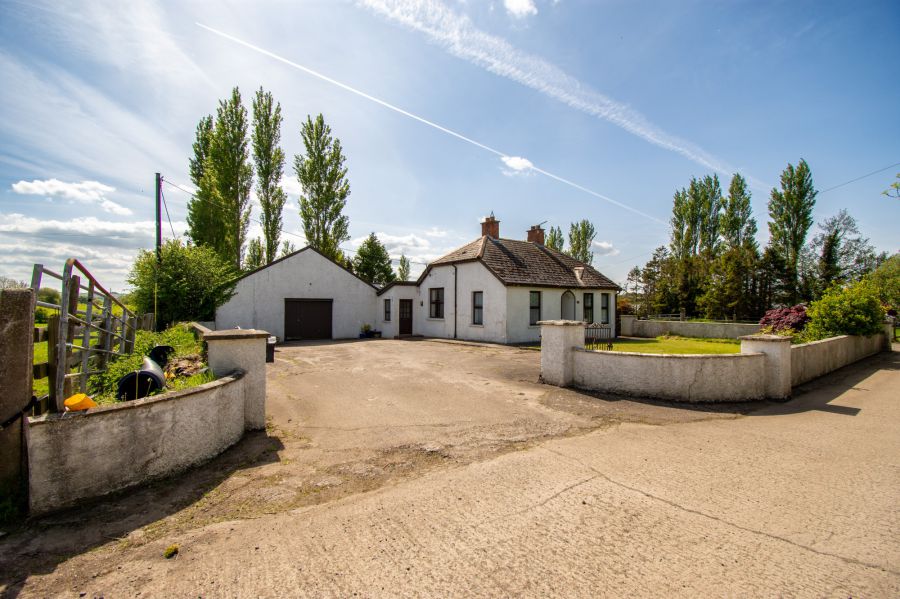 A Country Cottage with Paddock, Stables and Garage, 3 Hillsborough Road