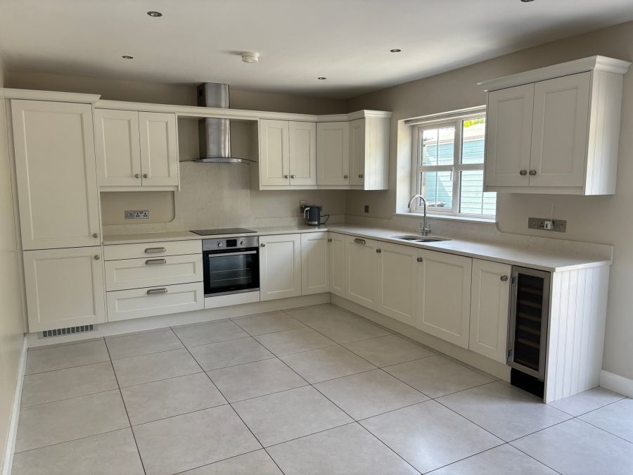 37 Limestone Meadow Crescent