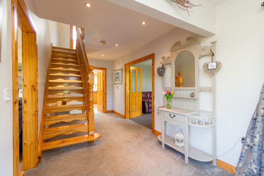 Detached house with stables and a field of approximately 3 acres, 21 Lisburn Road