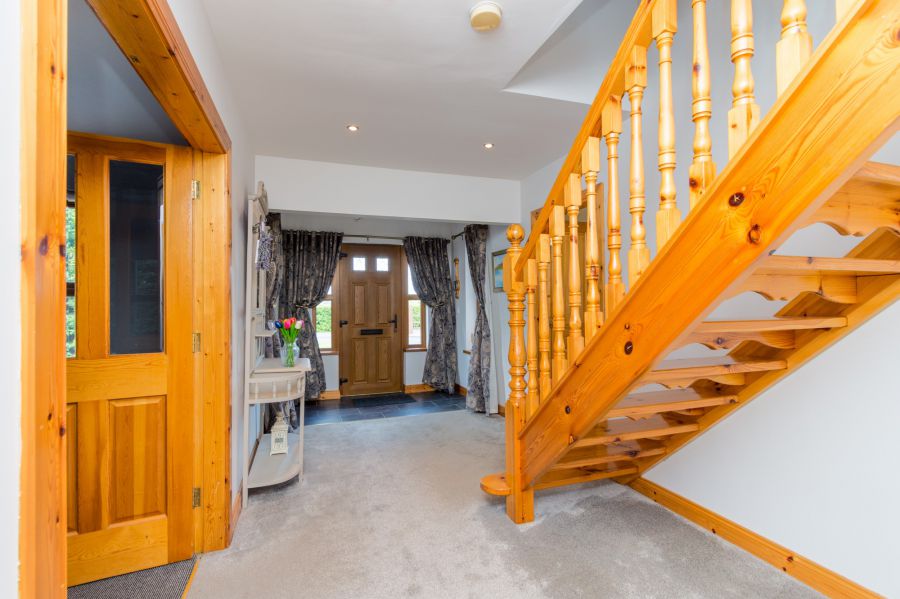 Detached house with stables and a field of approximately 3 acres, 21 Lisburn Road