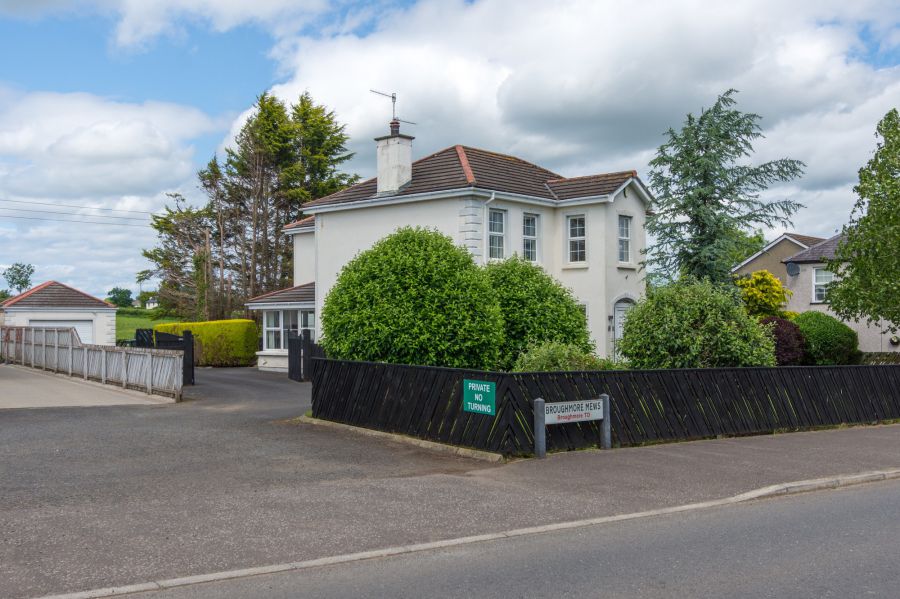 1 Broughmore Mews