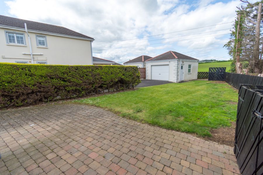 1 Broughmore Mews