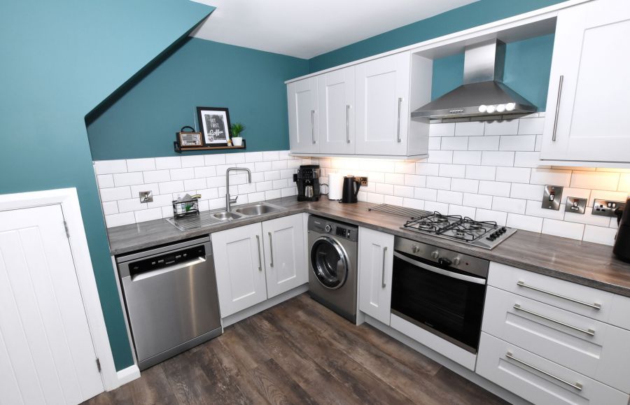 8 Ayrshire Manor