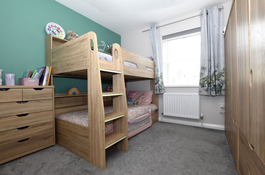 8 Ayrshire Manor