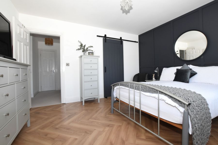 4 Laurelvale Grove