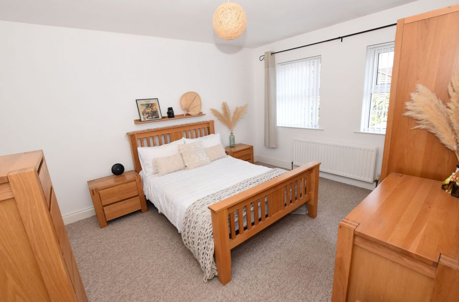 4 Laurelvale Grove