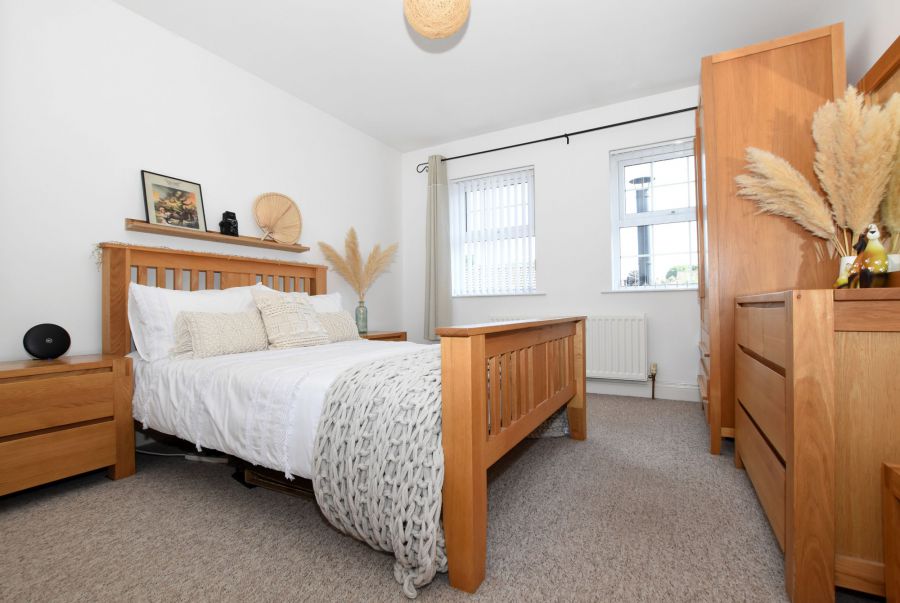 4 Laurelvale Grove
