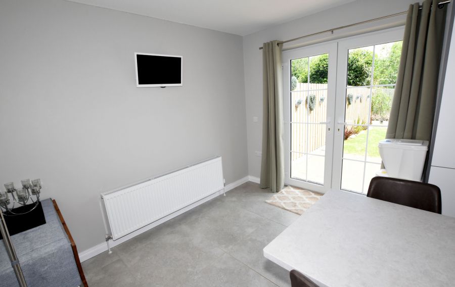 16 Glebe Close
